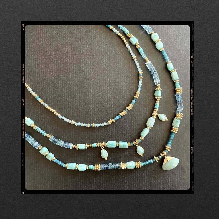 Les Poétisés collier bijou de creatrice mix and match