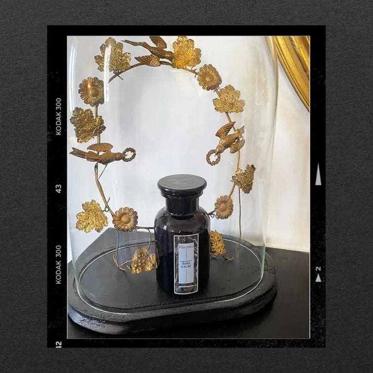 Les Poétisés bougie parfumée bois sacré cadeau déco