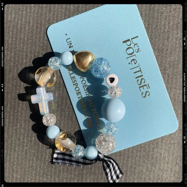 Les Poétisés bracelet enfant croix bleu ruban vichy cadeau mixte