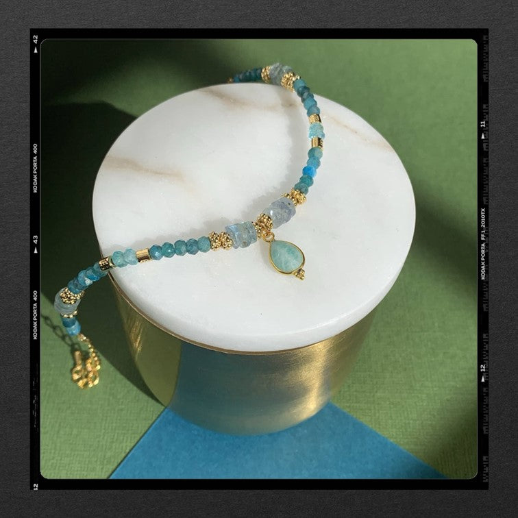 Les Poétisés bracelet faune bijou de createur pierres naturelles or 24k