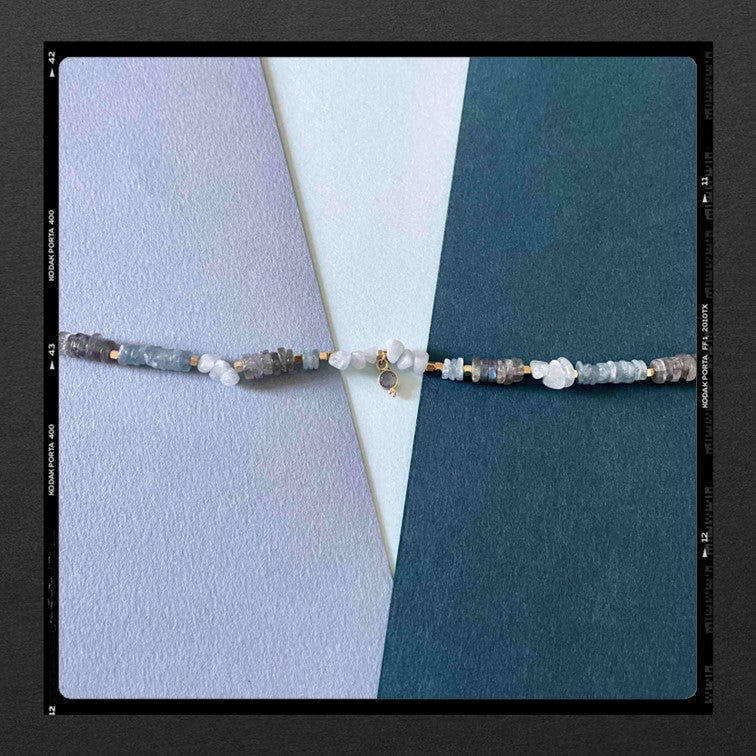 Les Poétisés bracelet glacier perles dorées or fin bijou de createur