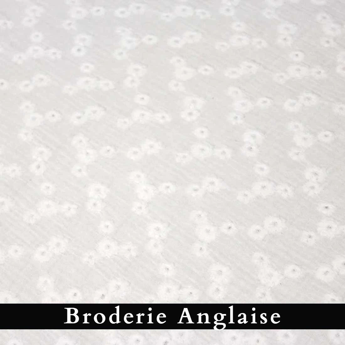 pochon broderie anglaise