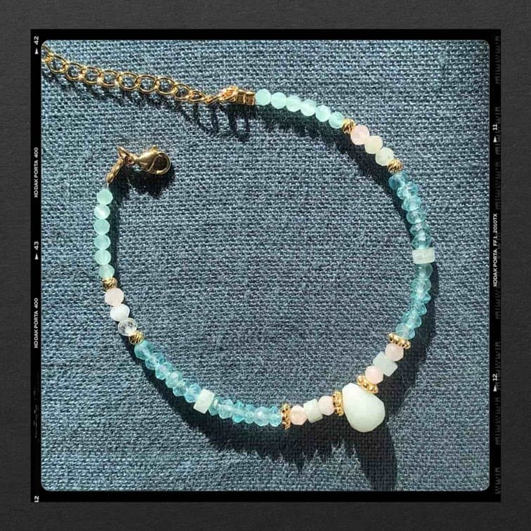 Les Poétisés bracelet azur pierres fines naturelles or fin 24k bijou de createur